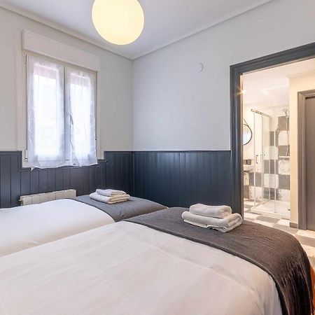 Apartamento Kuia Con Vistas Frontales A La Ria De Bilbao Cerca Del Metro Erandio Exterior photo