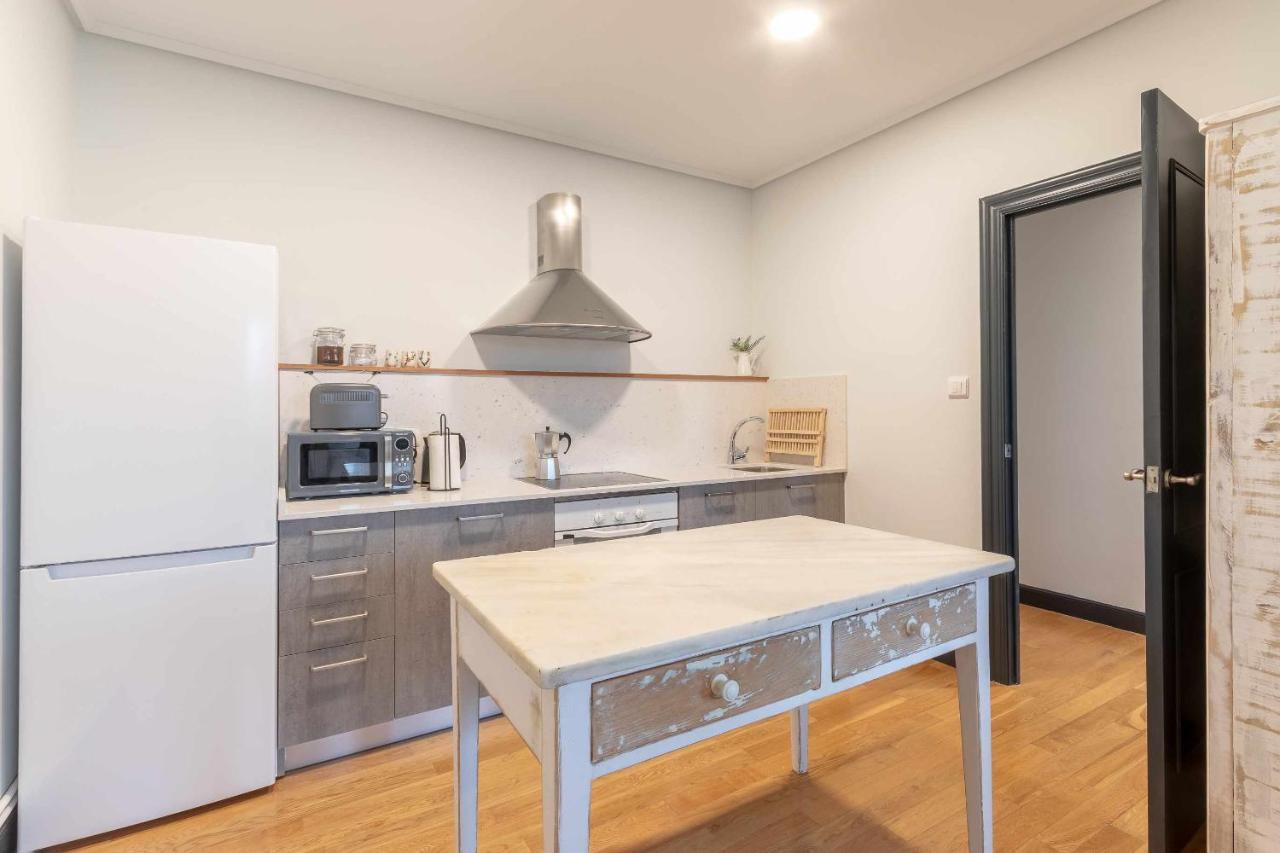 Apartamento Kuia Con Vistas Frontales A La Ria De Bilbao Cerca Del Metro Erandio Exterior photo