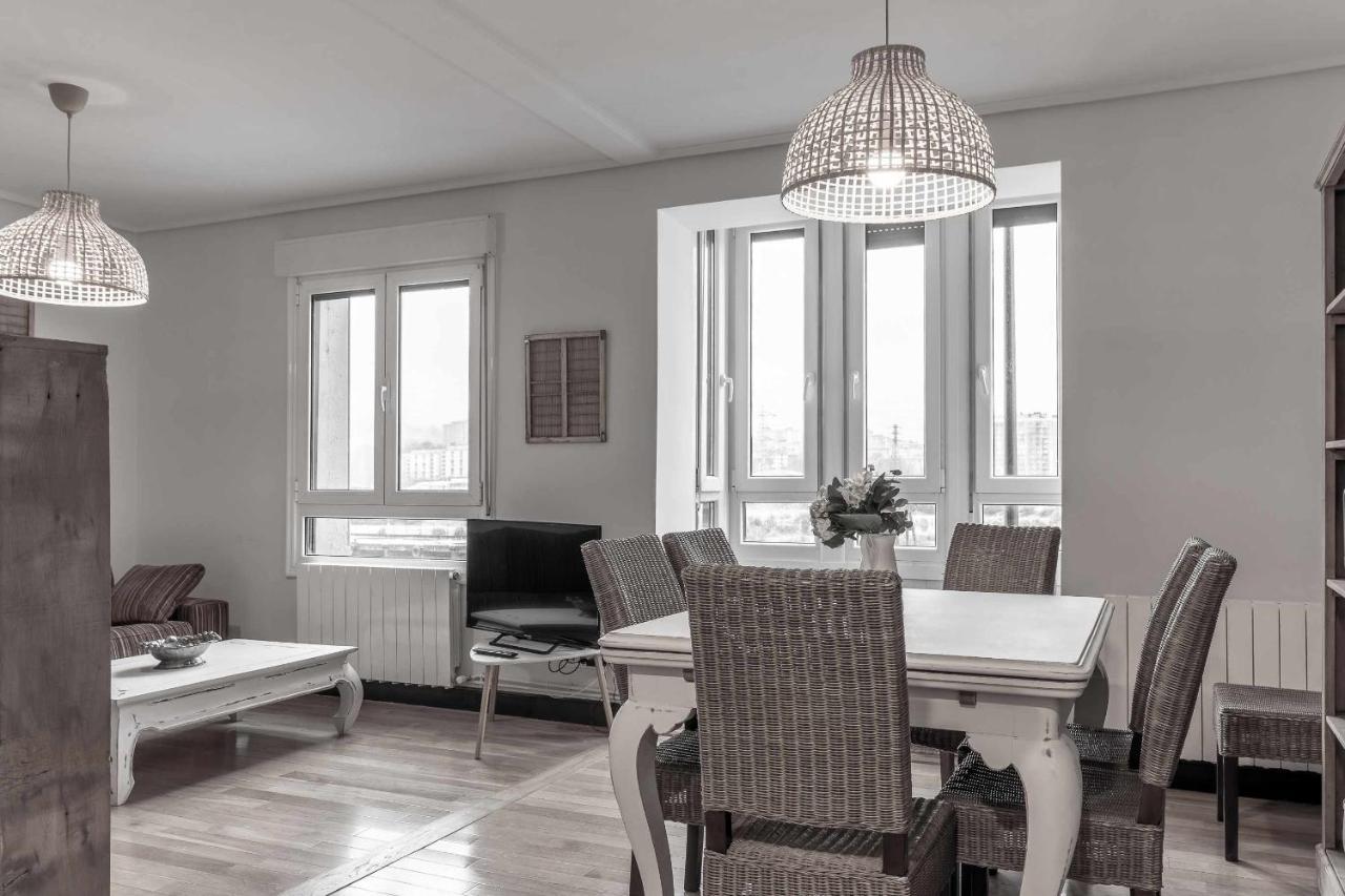 Apartamento Kuia Con Vistas Frontales A La Ria De Bilbao Cerca Del Metro Erandio Exterior photo