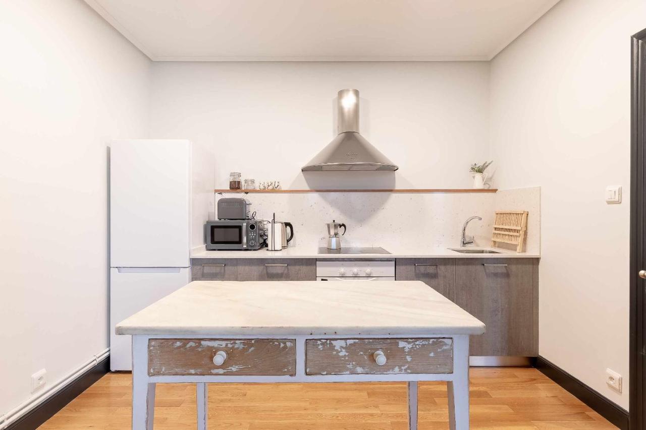 Apartamento Kuia Con Vistas Frontales A La Ria De Bilbao Cerca Del Metro Erandio Exterior photo