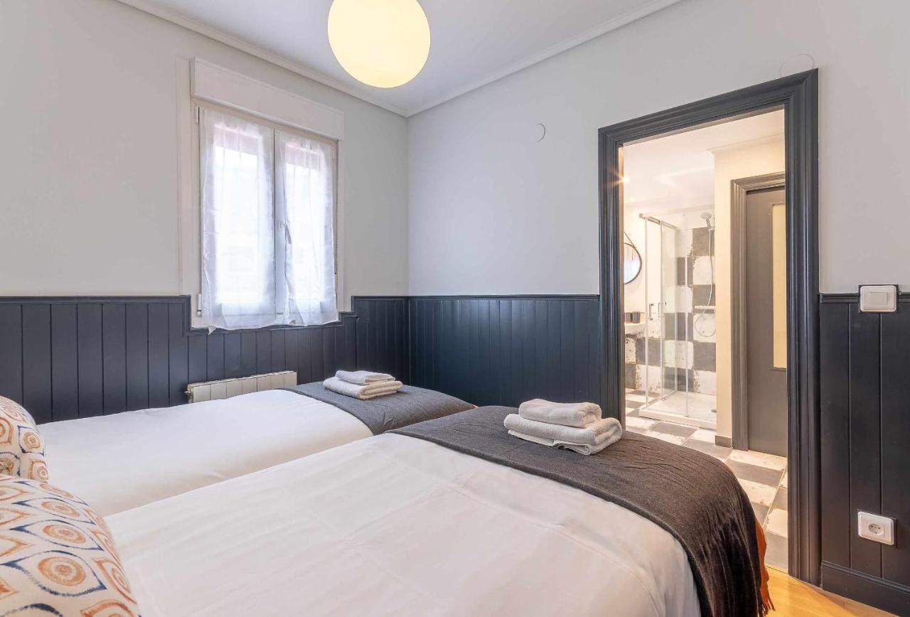 Apartamento Kuia Con Vistas Frontales A La Ria De Bilbao Cerca Del Metro Erandio Exterior photo